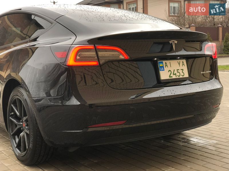 Седан Tesla Model 3 2022 в Белой Церкви