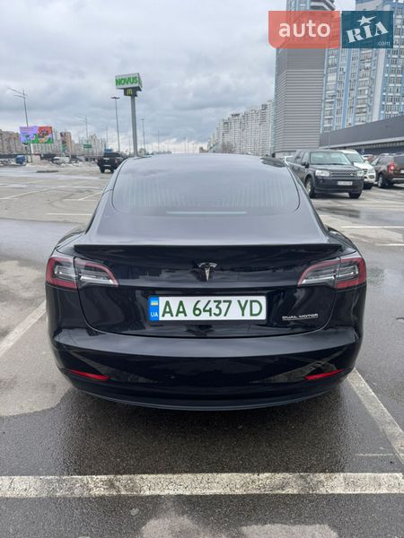Седан Tesla Model 3 2018 в Киеве
