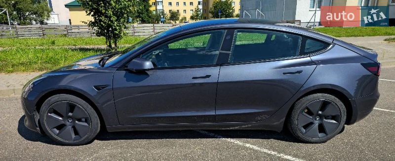 Седан Tesla Model 3 2021 в Одесі