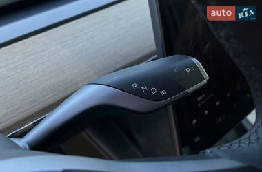 Седан Tesla Model 3 2021 в Коломые