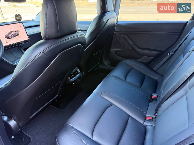 Седан Tesla Model 3 2022 в Луцьку фото 15 Седан Tesla Model 3 2022 в Луцьку