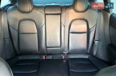 Седан Tesla Model 3 2020 в Ровно
