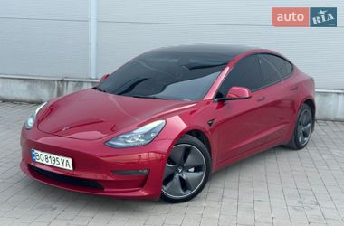 Седан Tesla Model 3 2021 в Ивано-Франковске