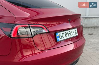 Седан Tesla Model 3 2021 в Ивано-Франковске