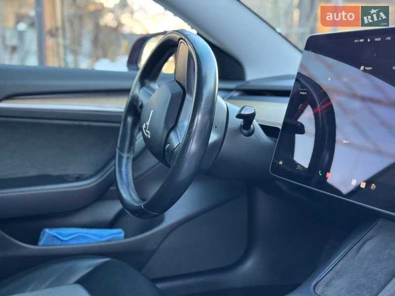Седан Tesla Model 3 2021 в Ивано-Франковске