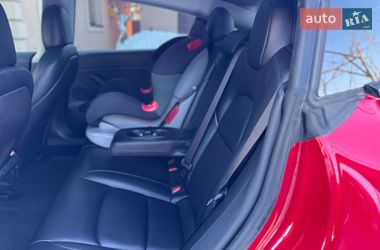 Седан Tesla Model 3 2021 в Ивано-Франковске