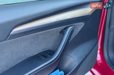 Седан Tesla Model 3 2021 в Ивано-Франковске