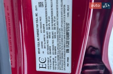 Седан Tesla Model 3 2021 в Ивано-Франковске