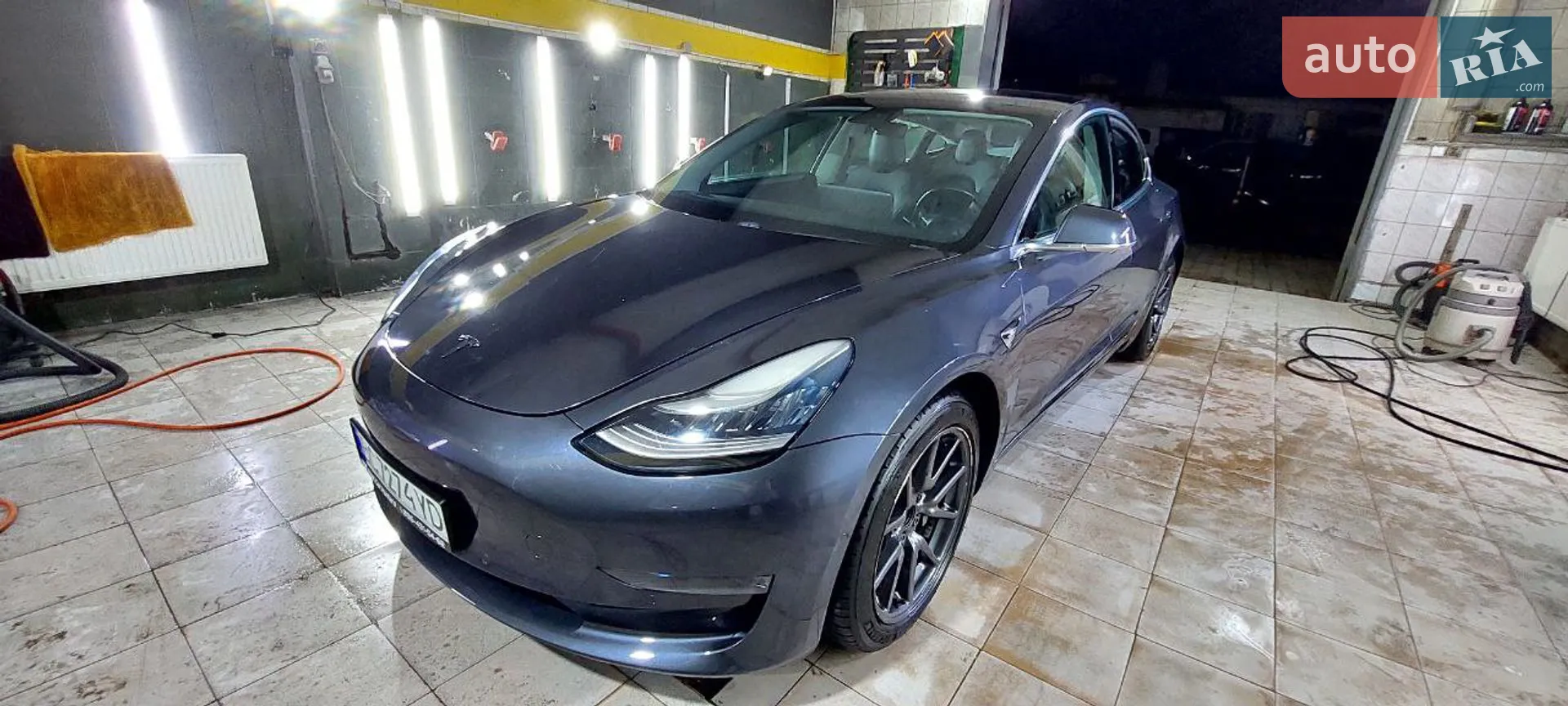 2018 Tesla Model 3 - мініатюра 8