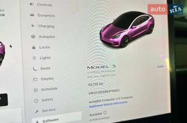 Седан Tesla Model 3 2018 в Львове