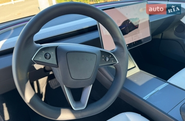 Седан Tesla Model 3 2024 в Киеве