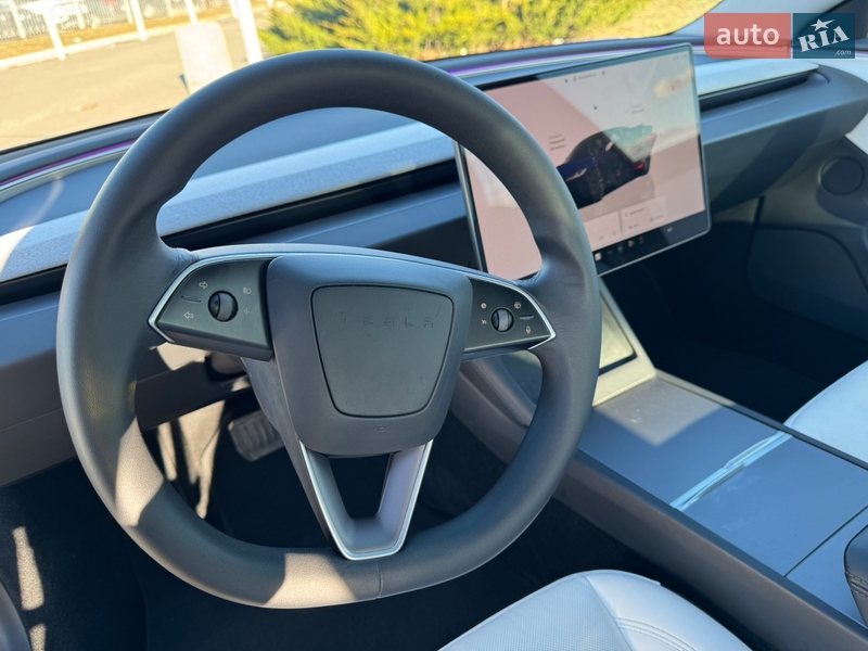 Седан Tesla Model 3 2024 в Киеве фото 24 Седан Tesla Model 3 2024 в Киеве
