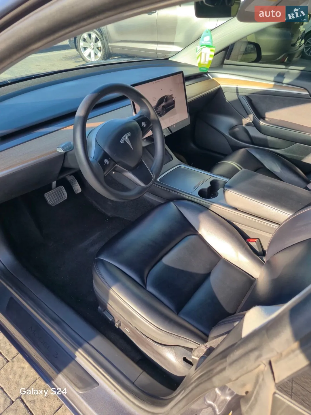 2022 Tesla Model 3 - мініатюра 8
