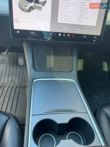 Седан Tesla Model 3 2021 в Киеве фото 12 Седан Tesla Model 3 2021 в Киеве