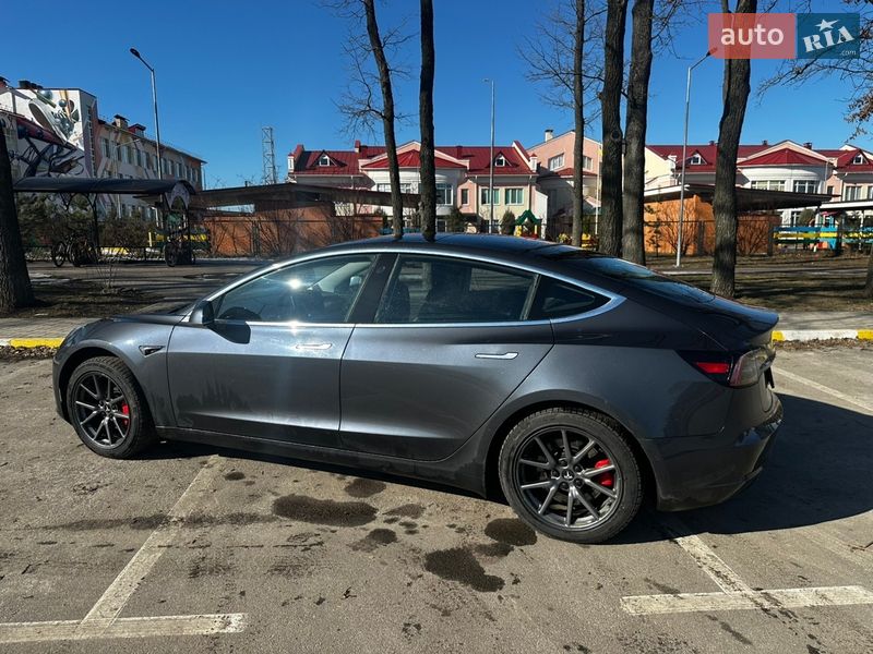 Седан Tesla Model 3 2018 в Петропавловской Борщаговке фото 7 Седан Tesla Model 3 2018 в Петропавловской Борщаговке