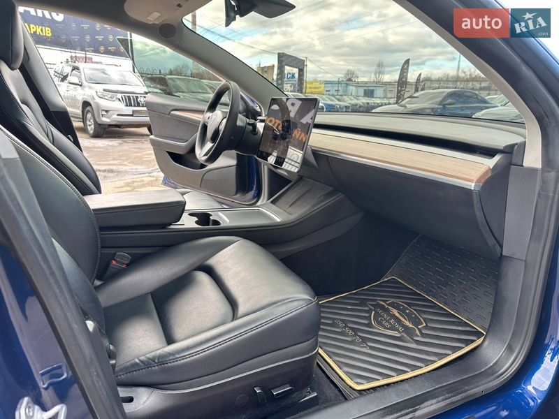 Седан Tesla Model 3 2022 в Харкові