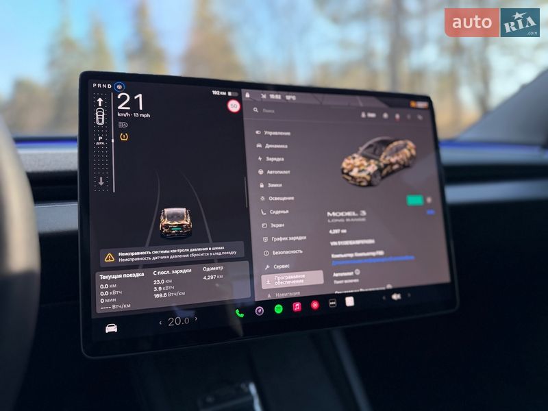 Седан Tesla Model 3 2025 в Трускавці