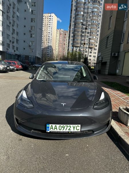 Tesla Model 3 2023