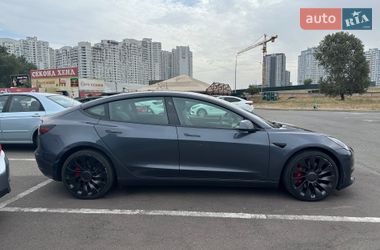 Седан Tesla Model 3 2023 в Киеве