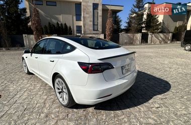 Седан Tesla Model 3 2020 в Львове