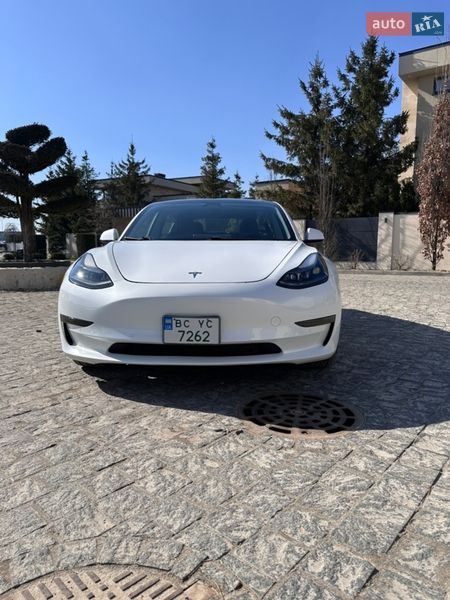 Седан Tesla Model 3 2020 в Львове фото 63 Седан Tesla Model 3 2020 в Львове
