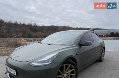 Седан Tesla Model 3 2019 в Днепре