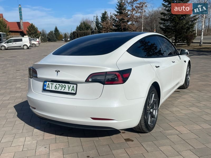 Седан Tesla Model 3 2022 в Івано-Франківську фото 18 Седан Tesla Model 3 2022 в Івано-Франківську