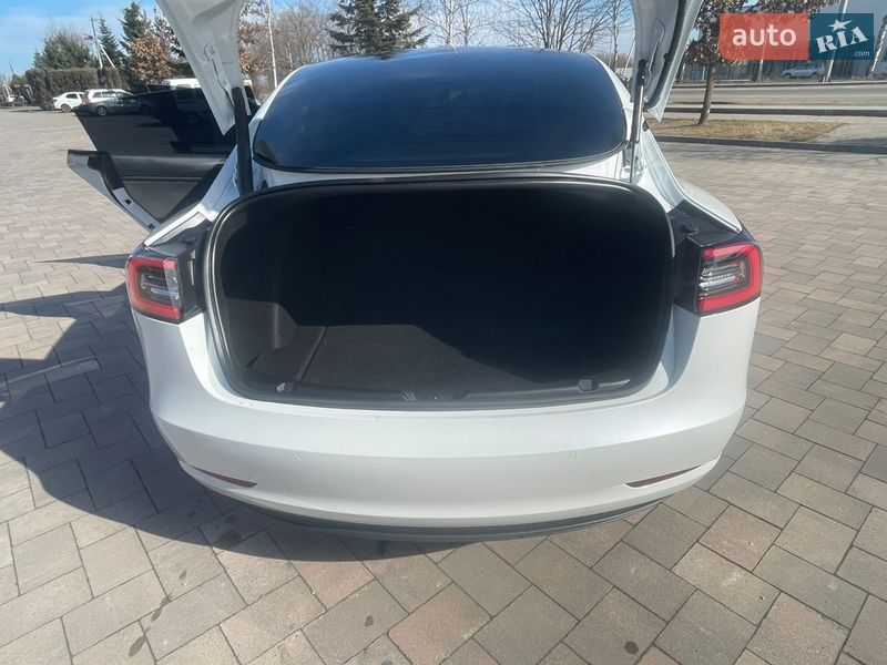 Седан Tesla Model 3 2022 в Івано-Франківську фото 30 Седан Tesla Model 3 2022 в Івано-Франківську