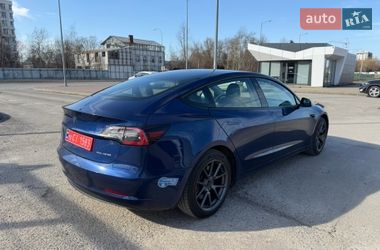 Седан Tesla Model 3 2021 в Львові