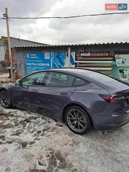 Седан Tesla Model 3 2021 в Харькове