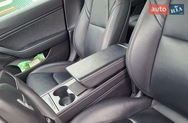 Седан Tesla Model 3 2021 в Харькове