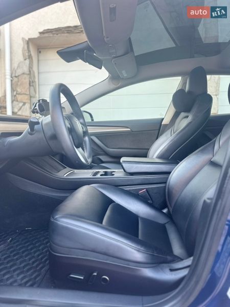 Седан Tesla Model 3 2021 в Одесі
