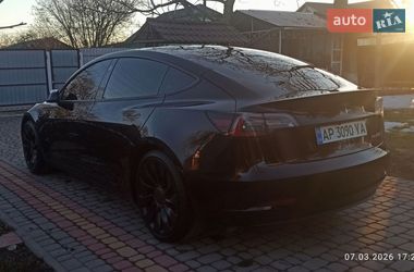 Седан Tesla Model 3 2021 в Виннице