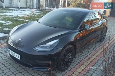 Седан Tesla Model 3 2021 в Виннице