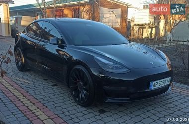 Седан Tesla Model 3 2021 в Виннице