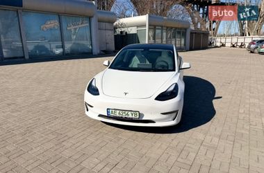 Седан Tesla Model 3 2022 в Дніпрі