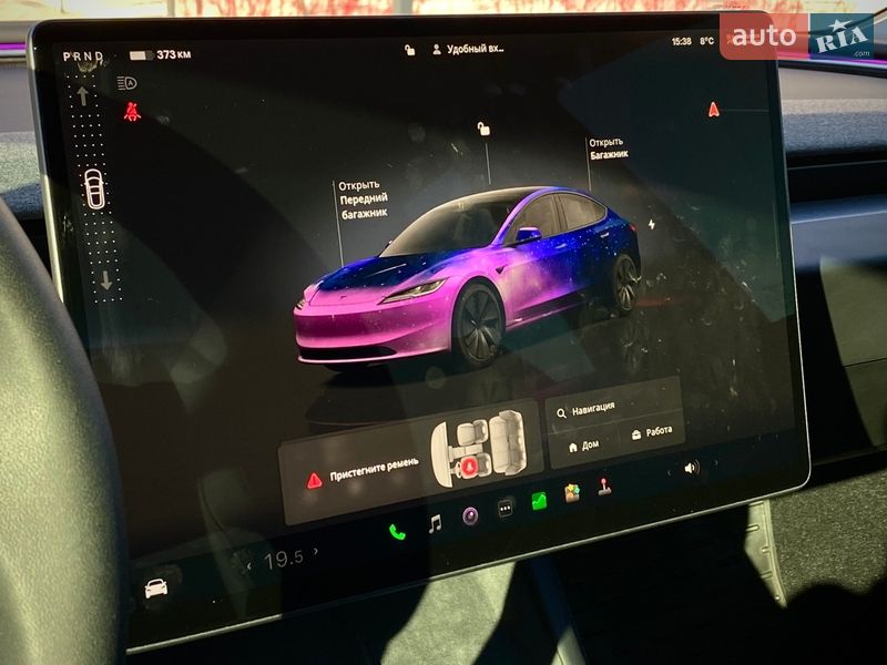 Седан Tesla Model 3 2024 в Киеве