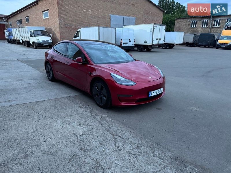 Седан Tesla Model 3 2021 в Ромнах фото 2 Седан Tesla Model 3 2021 в Ромнах