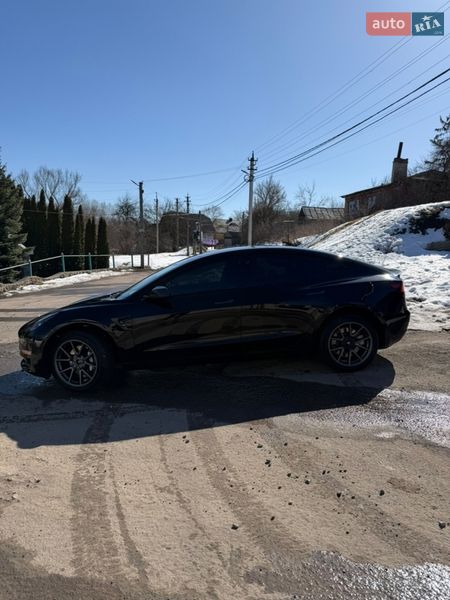 Седан Tesla Model 3 2021 в Тернополі