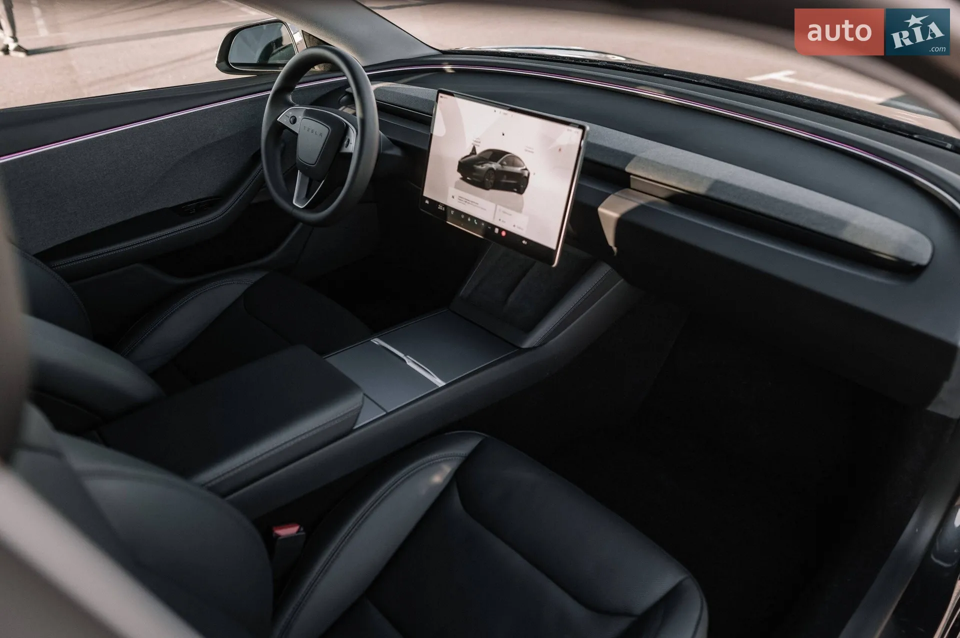 2025 Tesla Model 3 - мініатюра 16