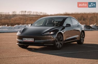 Седан Tesla Model 3 2025 в Ровно фото 29 Седан Tesla Model 3 2025 в Ровно