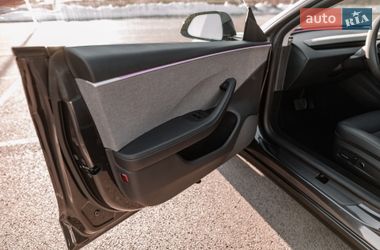 Седан Tesla Model 3 2025 в Ровно фото 47 Седан Tesla Model 3 2025 в Ровно