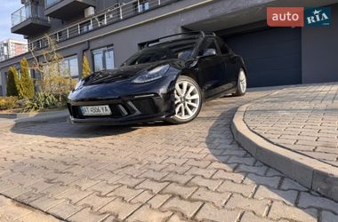 Седан Tesla Model 3 2020 в Ивано-Франковске
