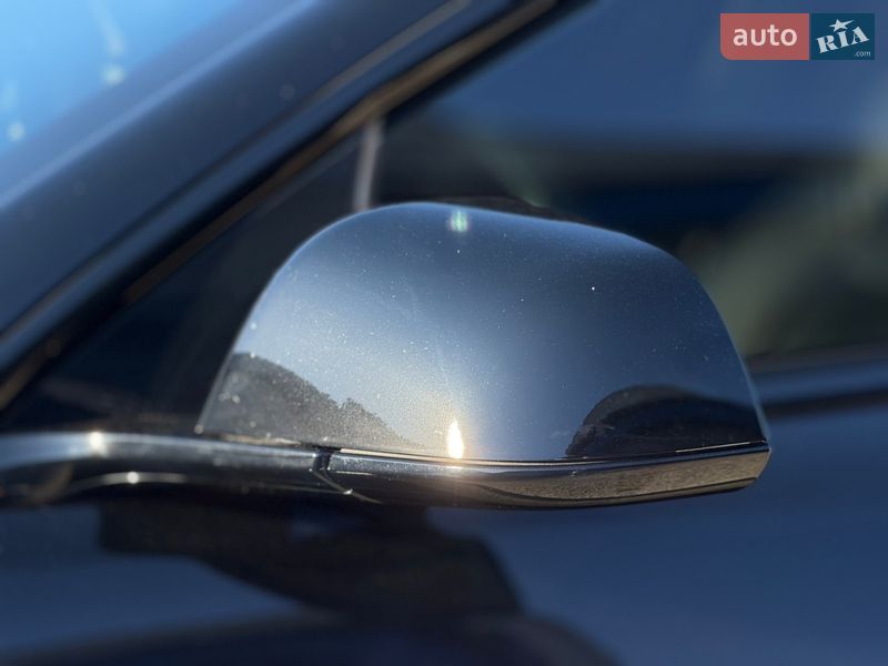 Седан Tesla Model 3 2018 в Житомире