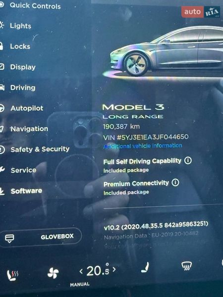 Седан Tesla Model 3 2018 в Києві