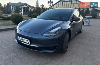 Седан Tesla Model 3 2022 в Стрые