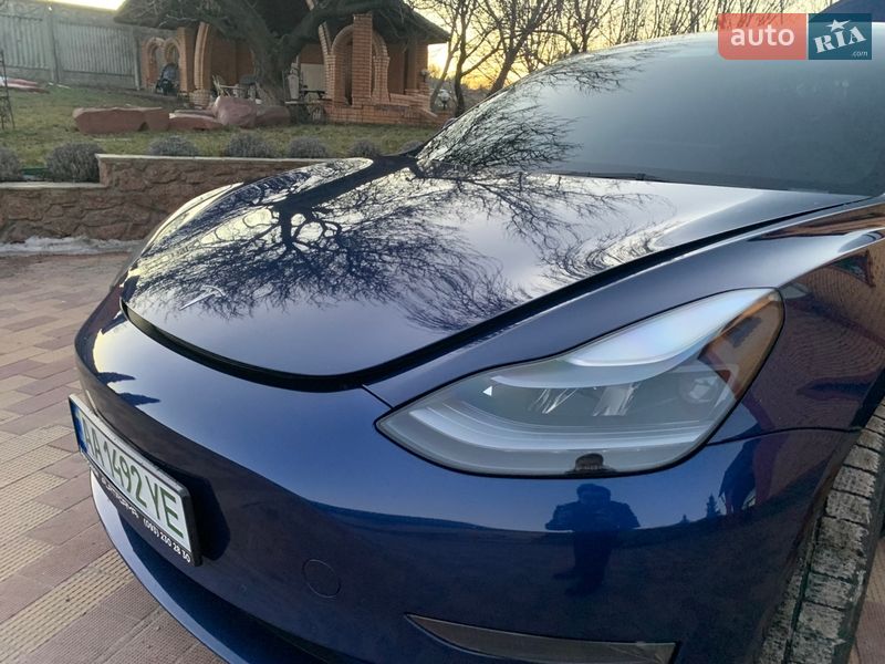 Седан Tesla Model 3 2022 в Обухове