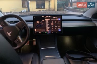 Седан Tesla Model 3 2022 в Обухове