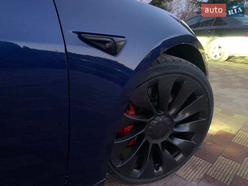 Седан Tesla Model 3 2022 в Обухове