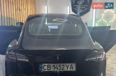 Седан Tesla Model 3 2018 в Чернігові